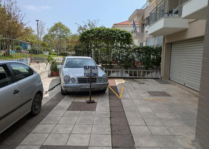 Elpida\'S Houses 1 Private Parking