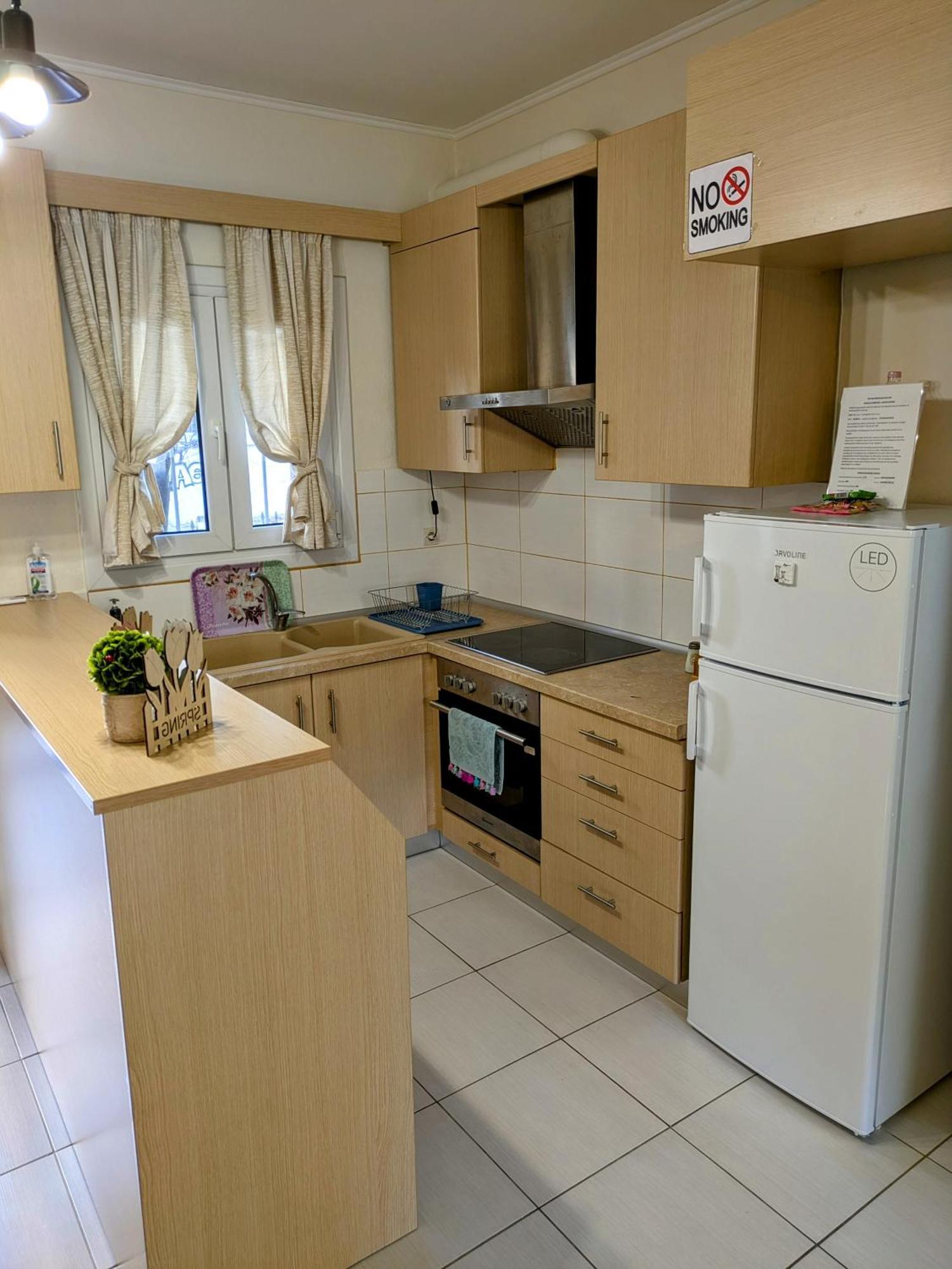Elpida's 1 Private Parking Appartement