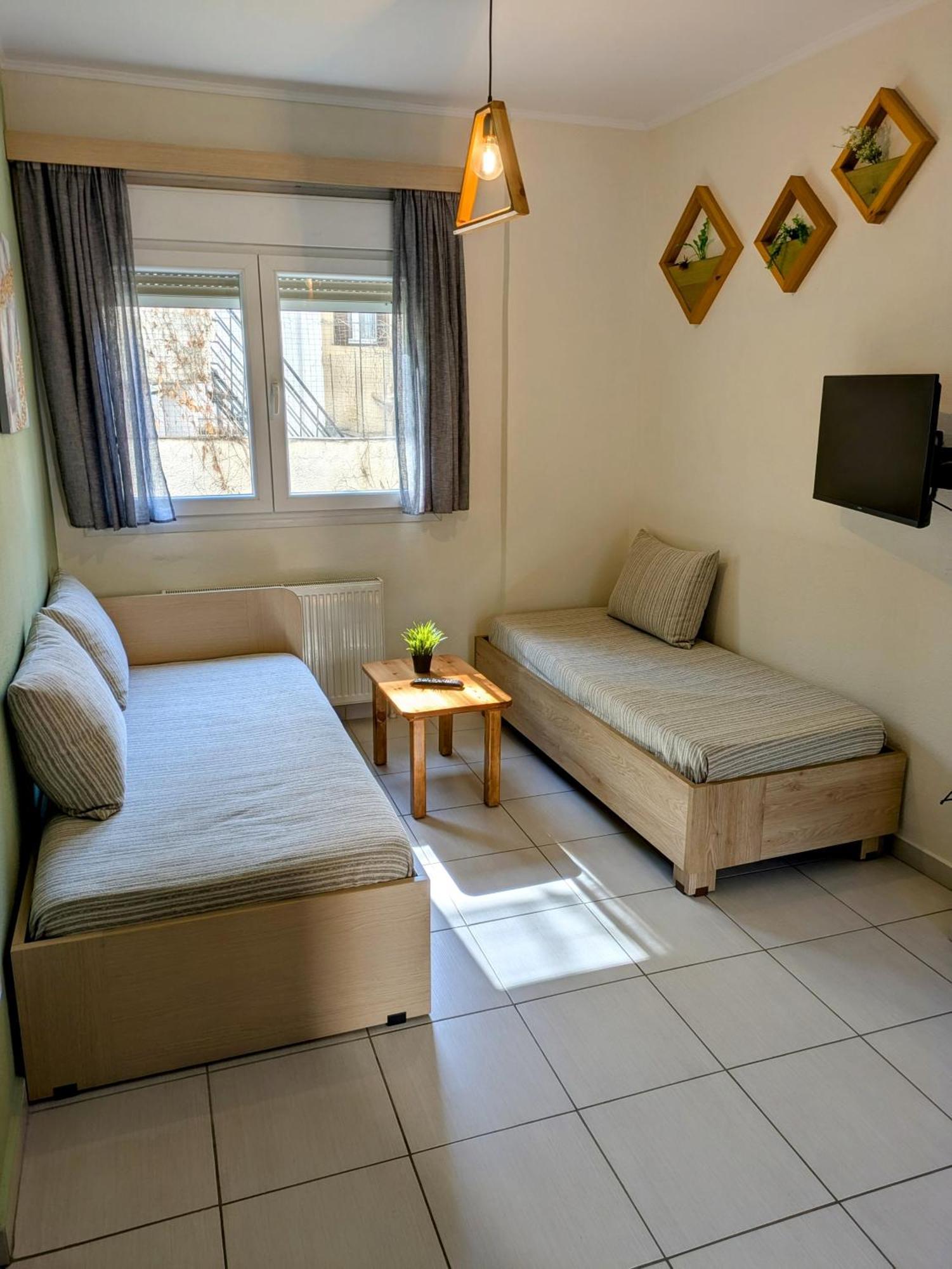 Elpida's 1 Private Parking Appartement *